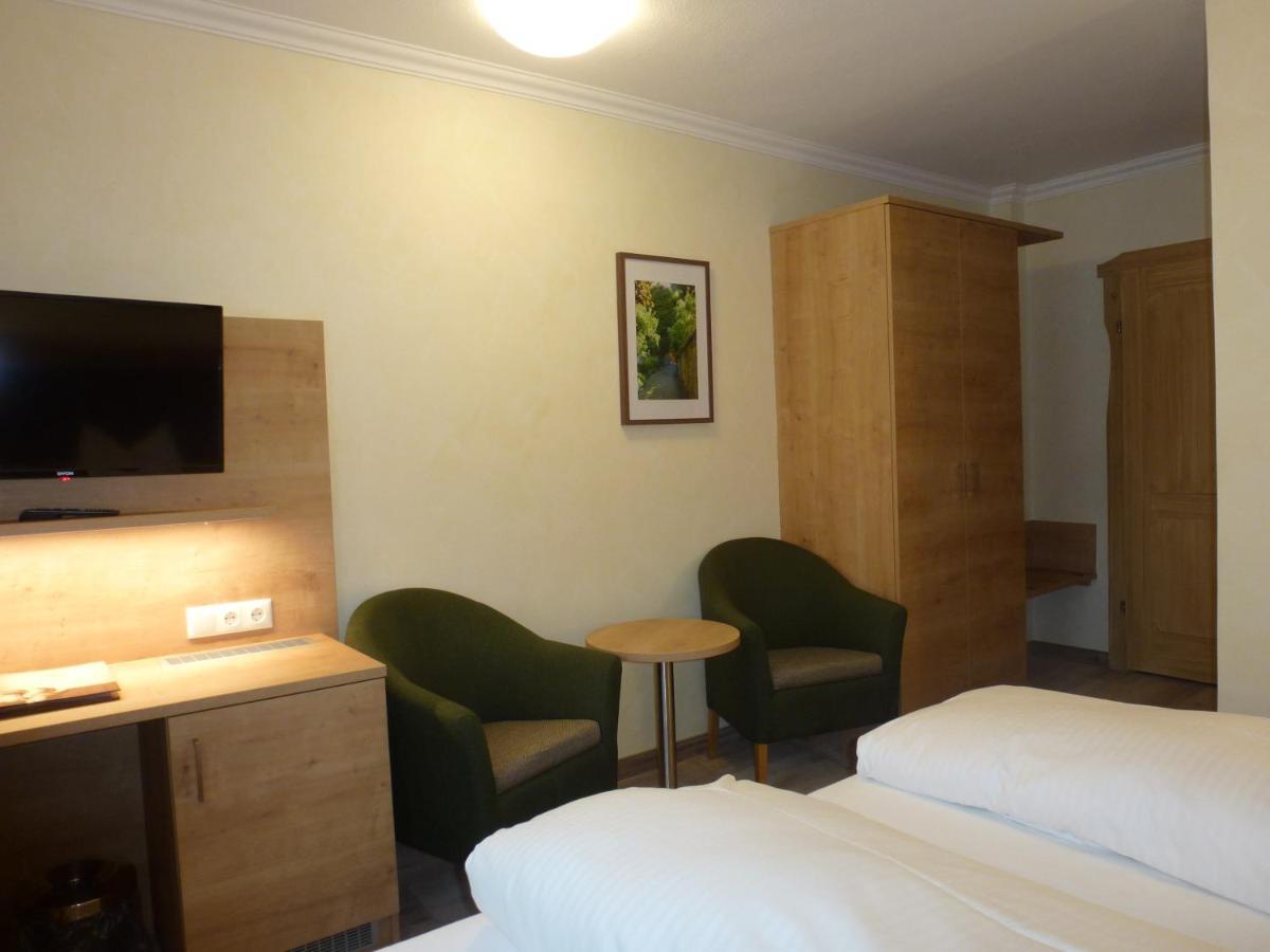 Gasthof Hotel Reif Königstein in der Oberpfalz エクステリア 写真