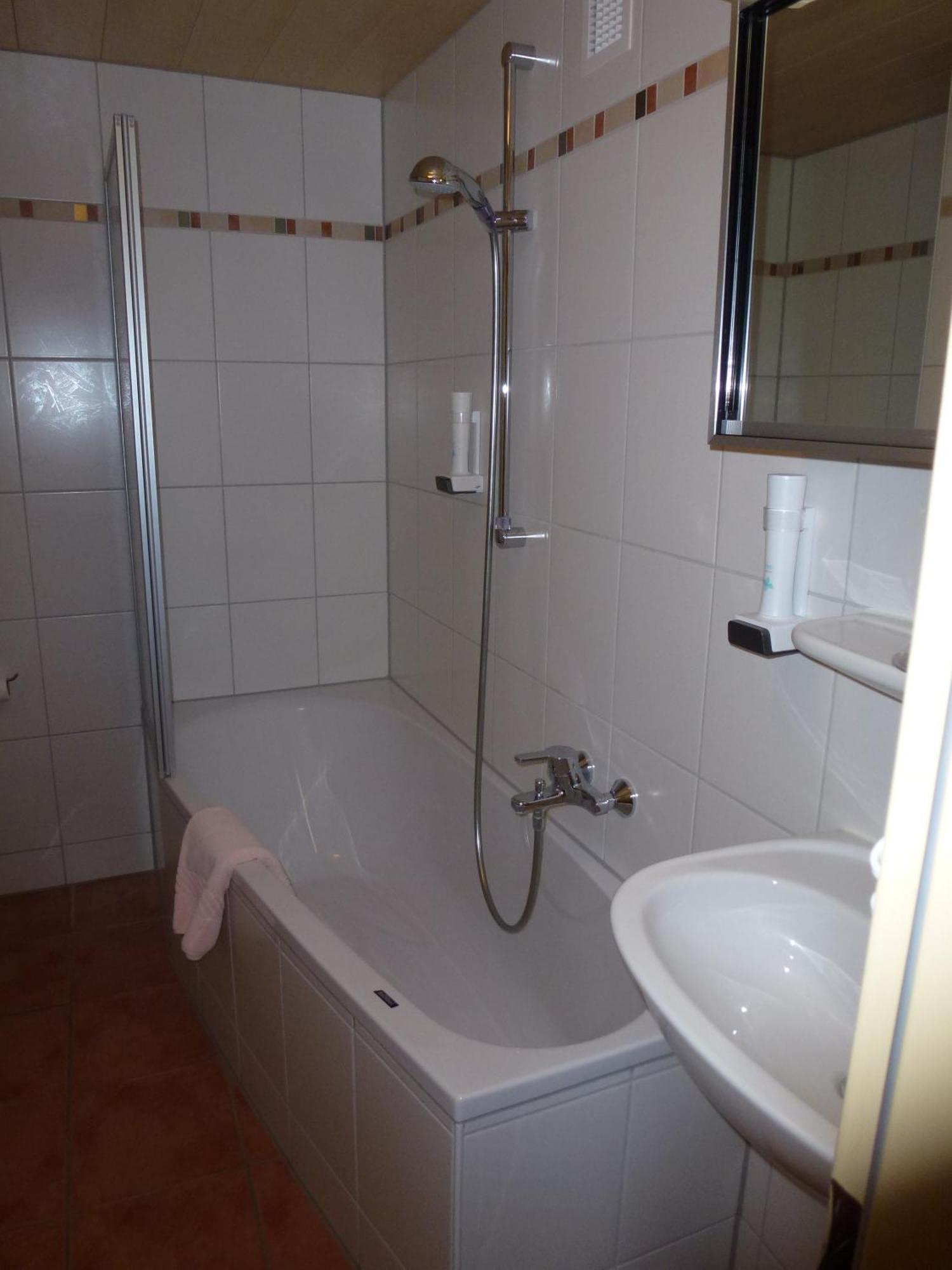 Gasthof Hotel Reif Königstein in der Oberpfalz 部屋 写真