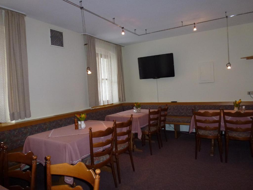 Gasthof Hotel Reif Königstein in der Oberpfalz エクステリア 写真